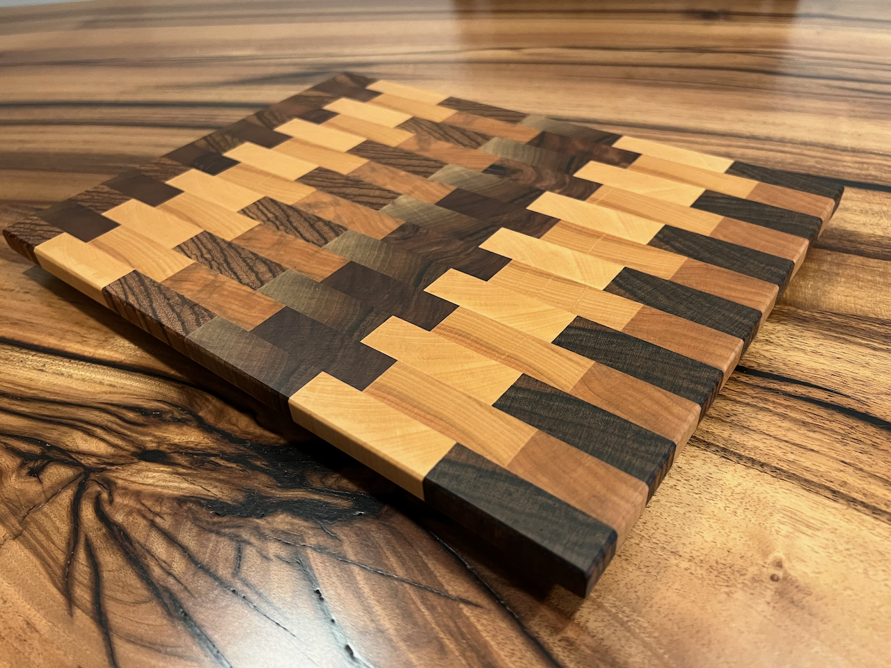 Stirnholz Schneidebrett