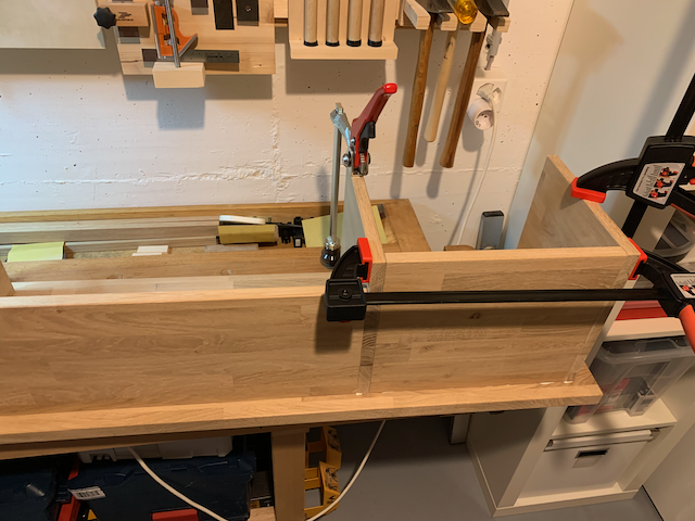 Verleimen mit Spannzwingen