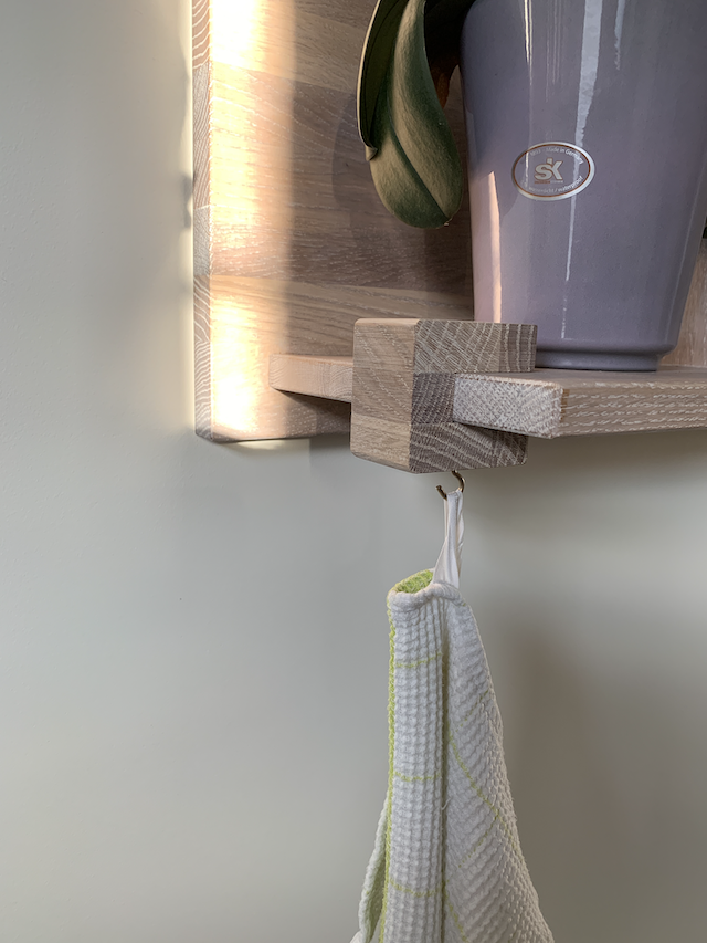 Regal Handtuchhalter